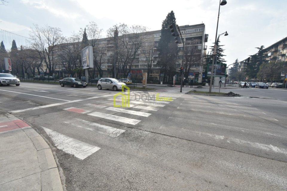 Pposlovni prostor 25m2, Preko Morače